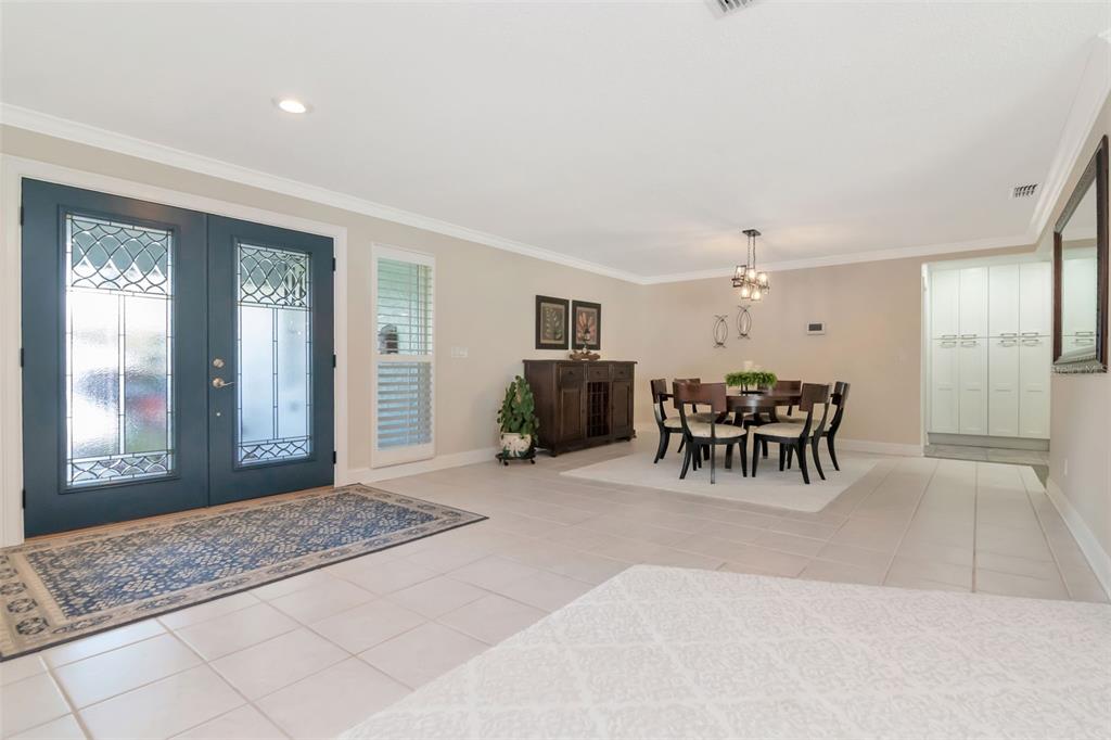 Clearwater, Florida, 33761, United States, 5 Bedrooms Bedrooms, ,3 BathroomsBathrooms,Residential,For Sale,1991990