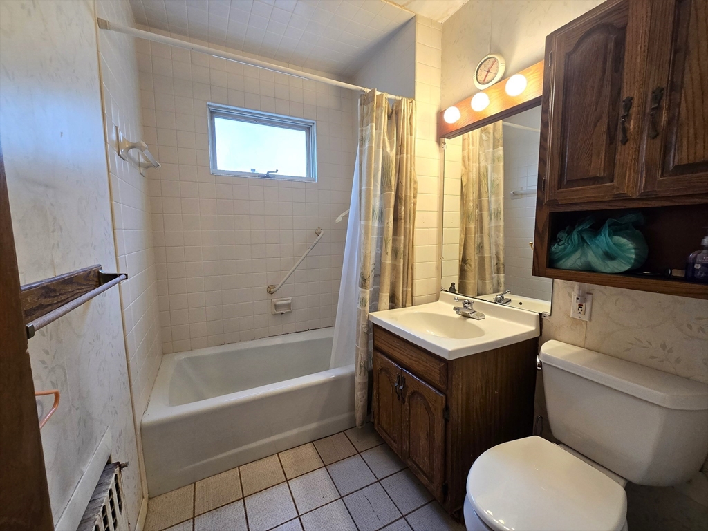 Cambridge, Massachusetts, 02138, United States, 6 Bedrooms Bedrooms, ,3 BathroomsBathrooms,Residential,For Sale,2000907