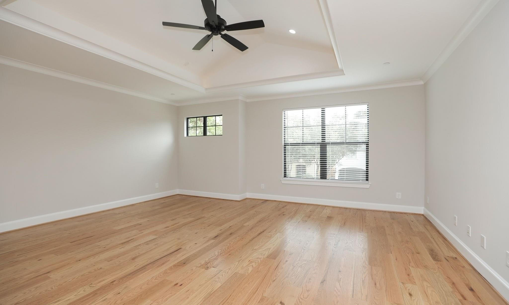 Bellaire, Texas, 77401, United States, 5 Bedrooms Bedrooms, ,4 BathroomsBathrooms,Residential,For Sale,1976267