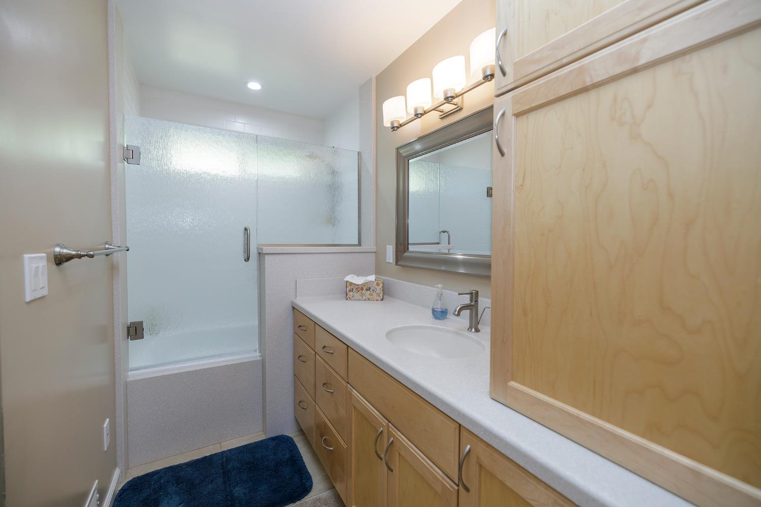 Turlock, California, 95380, United States, 3 Bedrooms Bedrooms, ,2 BathroomsBathrooms,Residential,For Sale,1942589