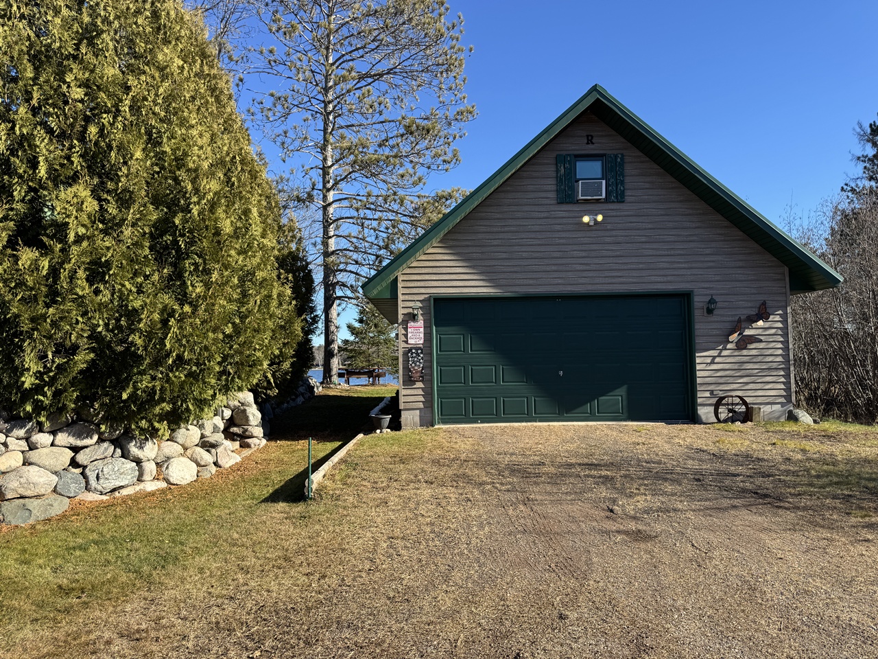 Oma, Wisconsin, 54534, United States, 2 Bedrooms Bedrooms, ,2 BathroomsBathrooms,Residential,For Sale,1995174