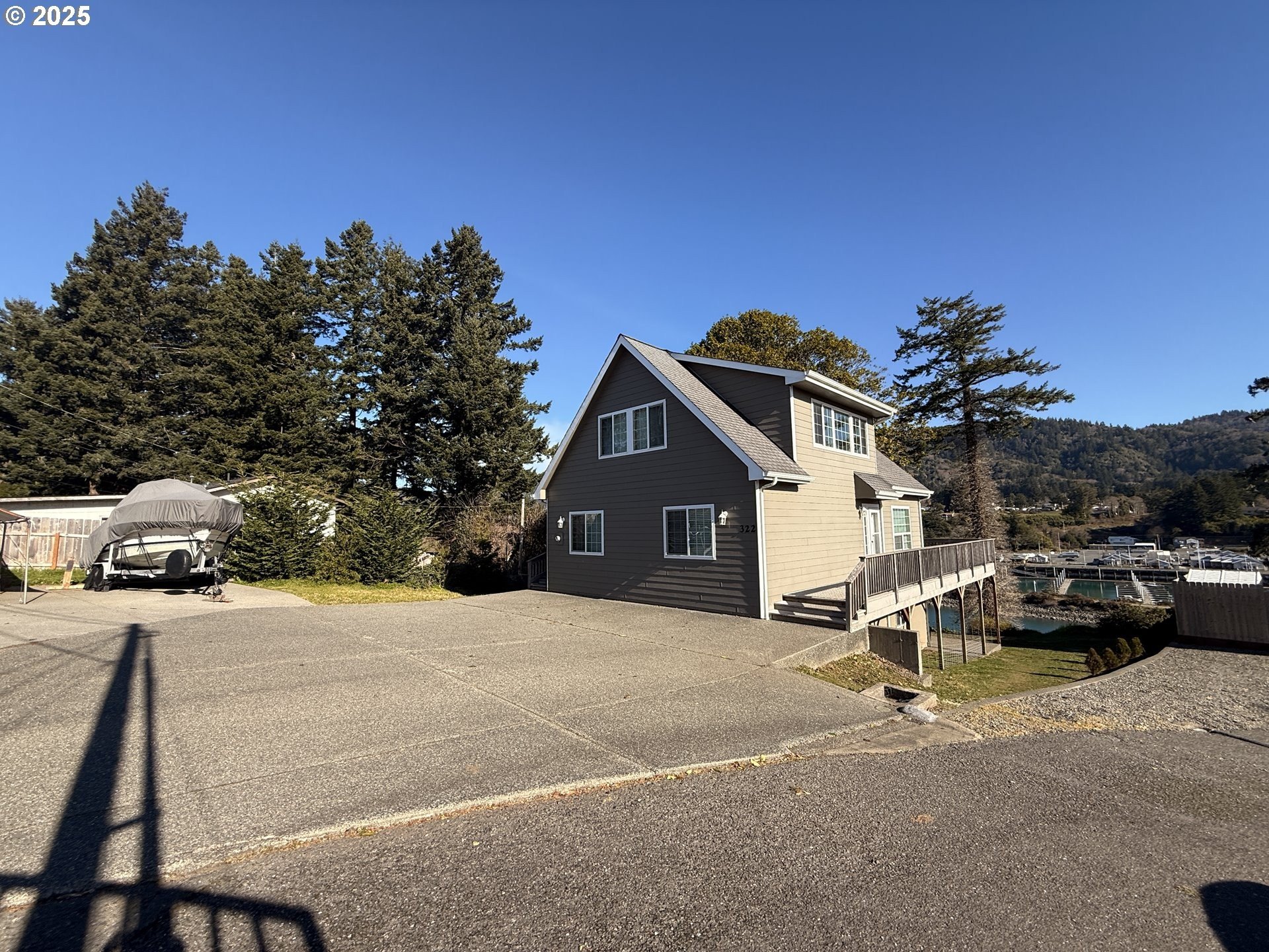 Brookings, Oregon, 97415, United States, 3 Bedrooms Bedrooms, ,2 BathroomsBathrooms,Residential,For Sale,1978372