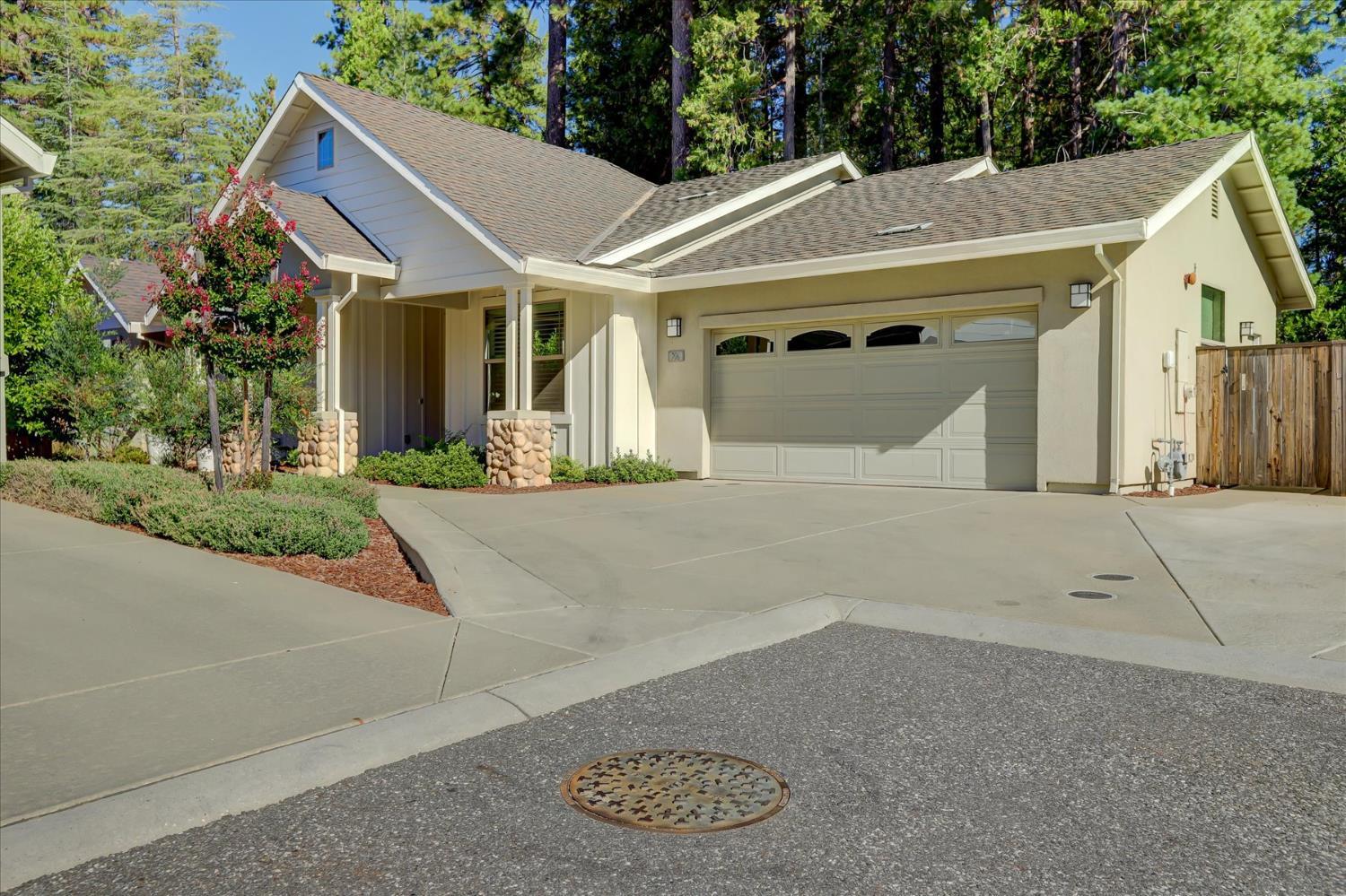 Grass Valley, California, 95945, United States, 4 Bedrooms Bedrooms, ,2 BathroomsBathrooms,Residential,For Sale,1937663