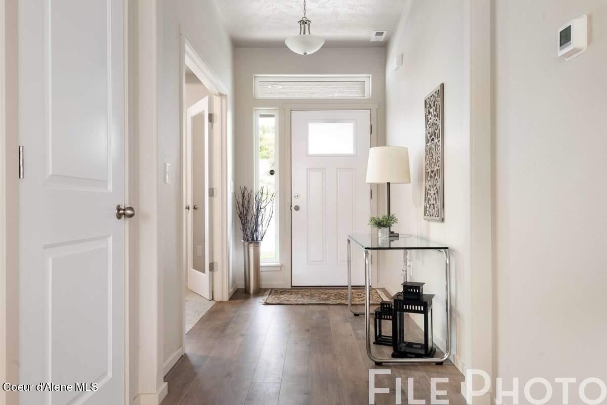 Rathdrum, Idaho, 83858, United States, 4 Bedrooms Bedrooms, ,1 BathroomBathrooms,Residential,For Sale,1956382