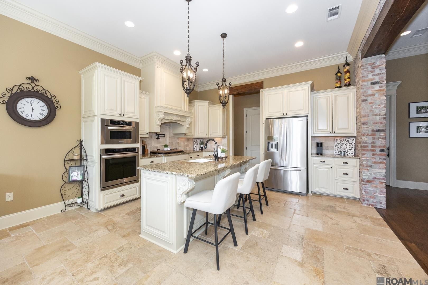 Brusly, Louisiana, 70719, United States, 4 Bedrooms Bedrooms, ,3 BathroomsBathrooms,Residential,For Sale,2012351