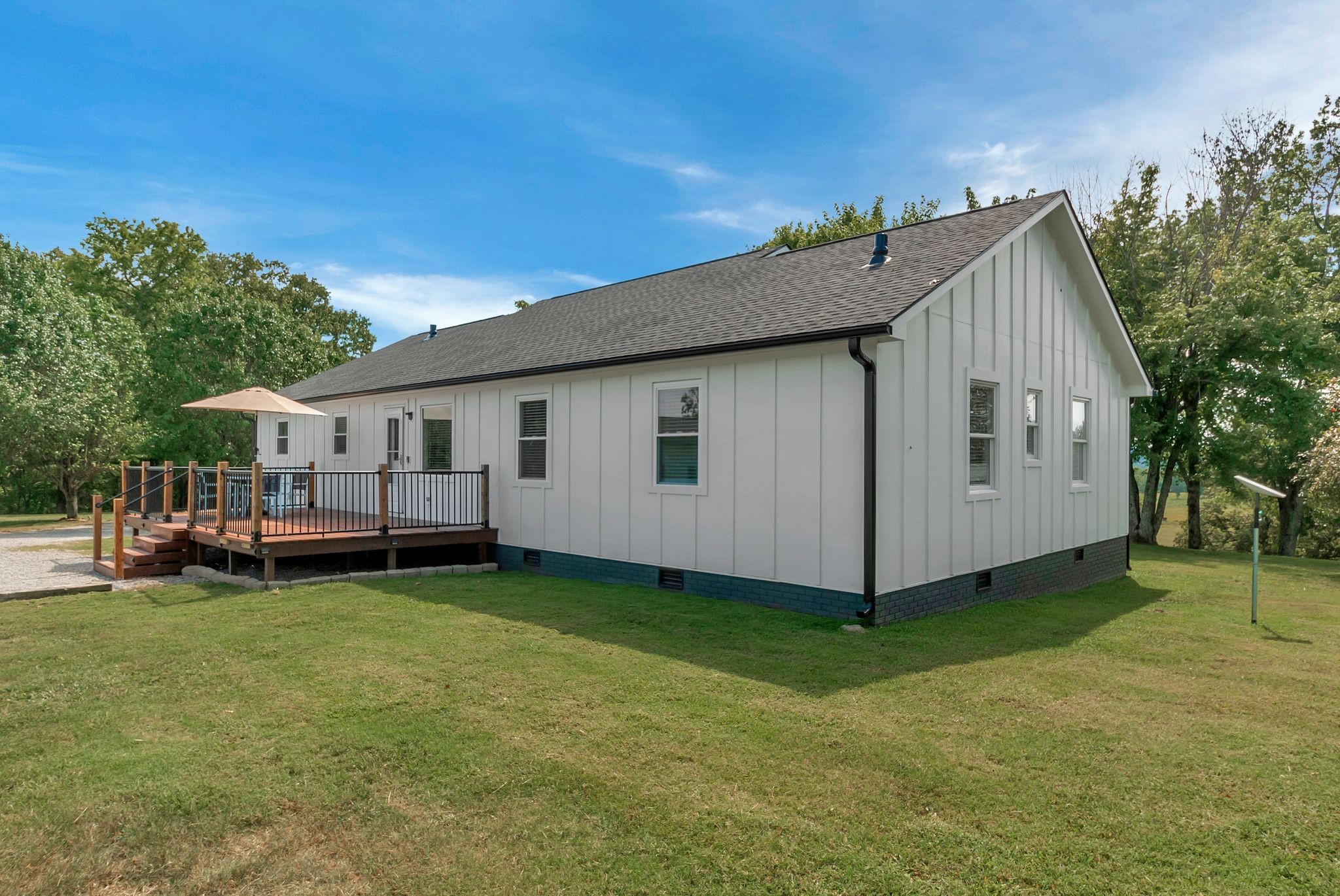 Pulaski, Tennessee, 38478, United States, 4 Bedrooms Bedrooms, ,2 BathroomsBathrooms,Residential,For Sale,1932287