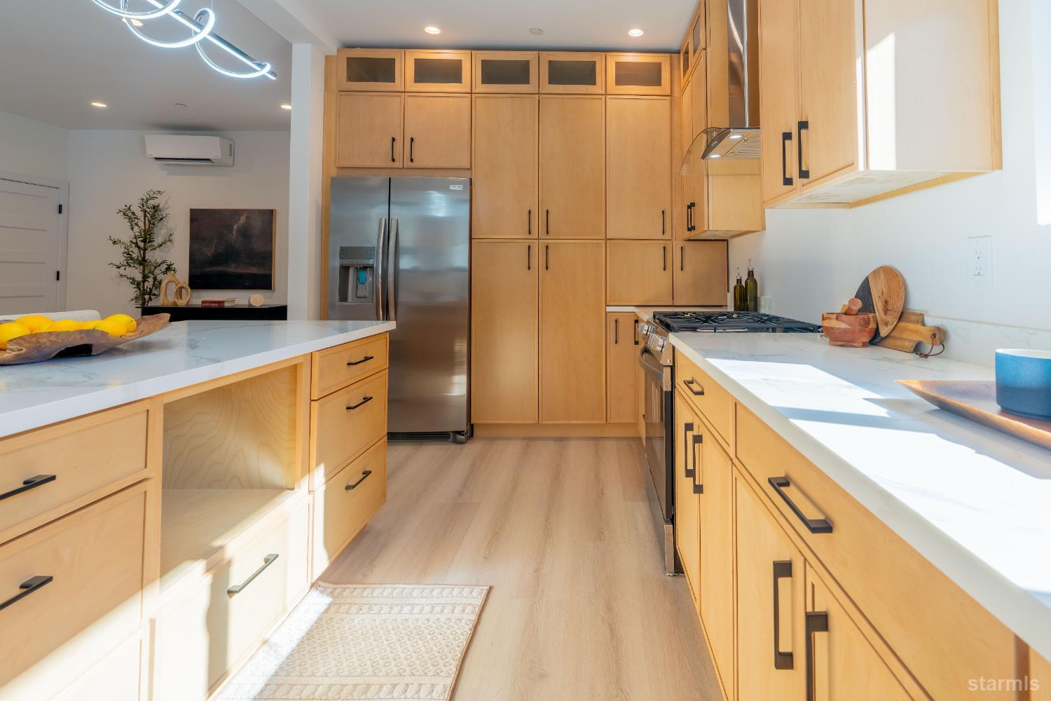 South Lake Tahoe, California, 96150, United States, 3 Bedrooms Bedrooms, ,3 BathroomsBathrooms,Residential,For Sale,1988066