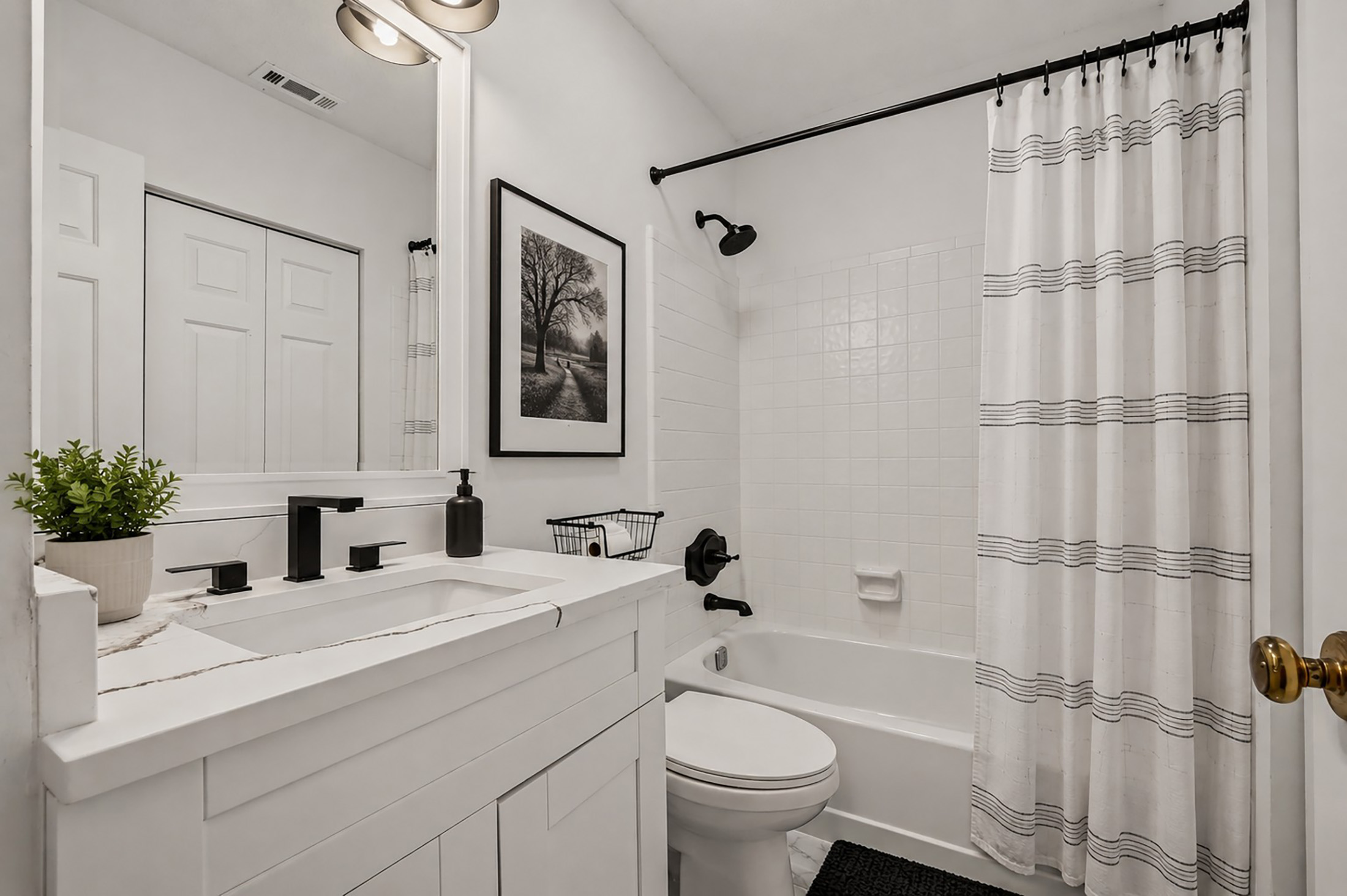  Beautifully Renovated Condo in an Unbeatable North Decatur Location - 物件實景