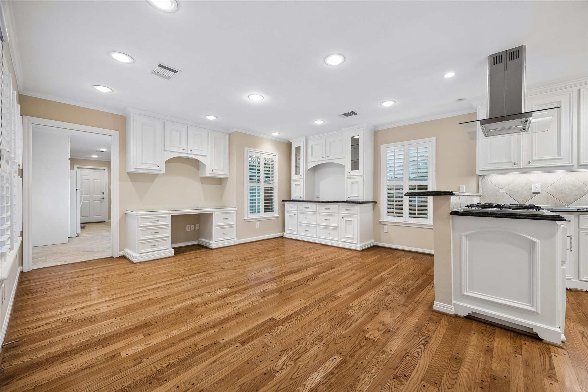  6235 Sugar Hill Drive - 物件實景