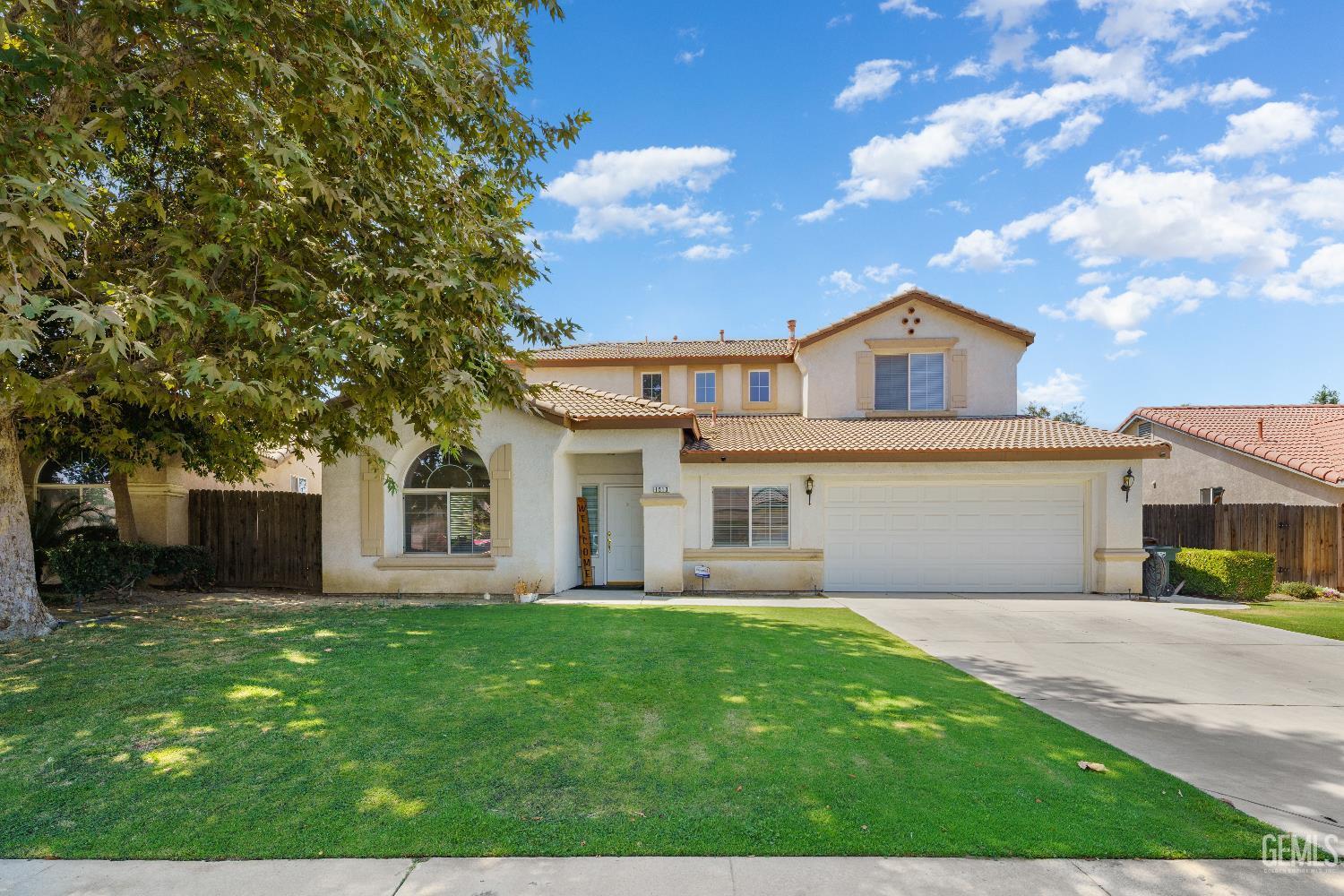 Bakersfield, California, 93311, United States, 5 Bedrooms Bedrooms, ,3 BathroomsBathrooms,Residential,For Sale,1933198