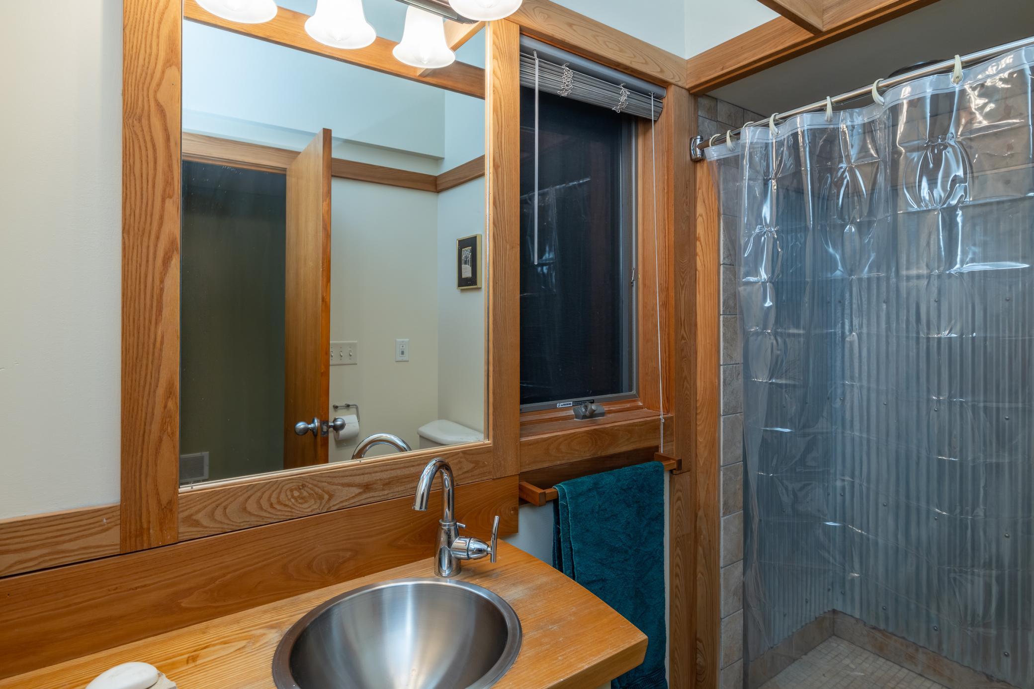 Oak Grove Twp, Wisconsin, 54021, United States, 2 Bedrooms Bedrooms, ,1 BathroomBathrooms,Residential,For Sale,1987684