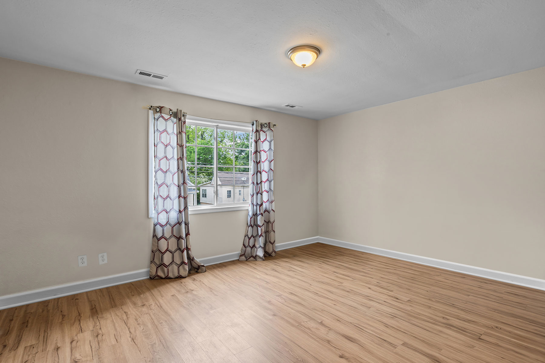  716 31st Street, Newport News, VA 23607 - 物件實景
