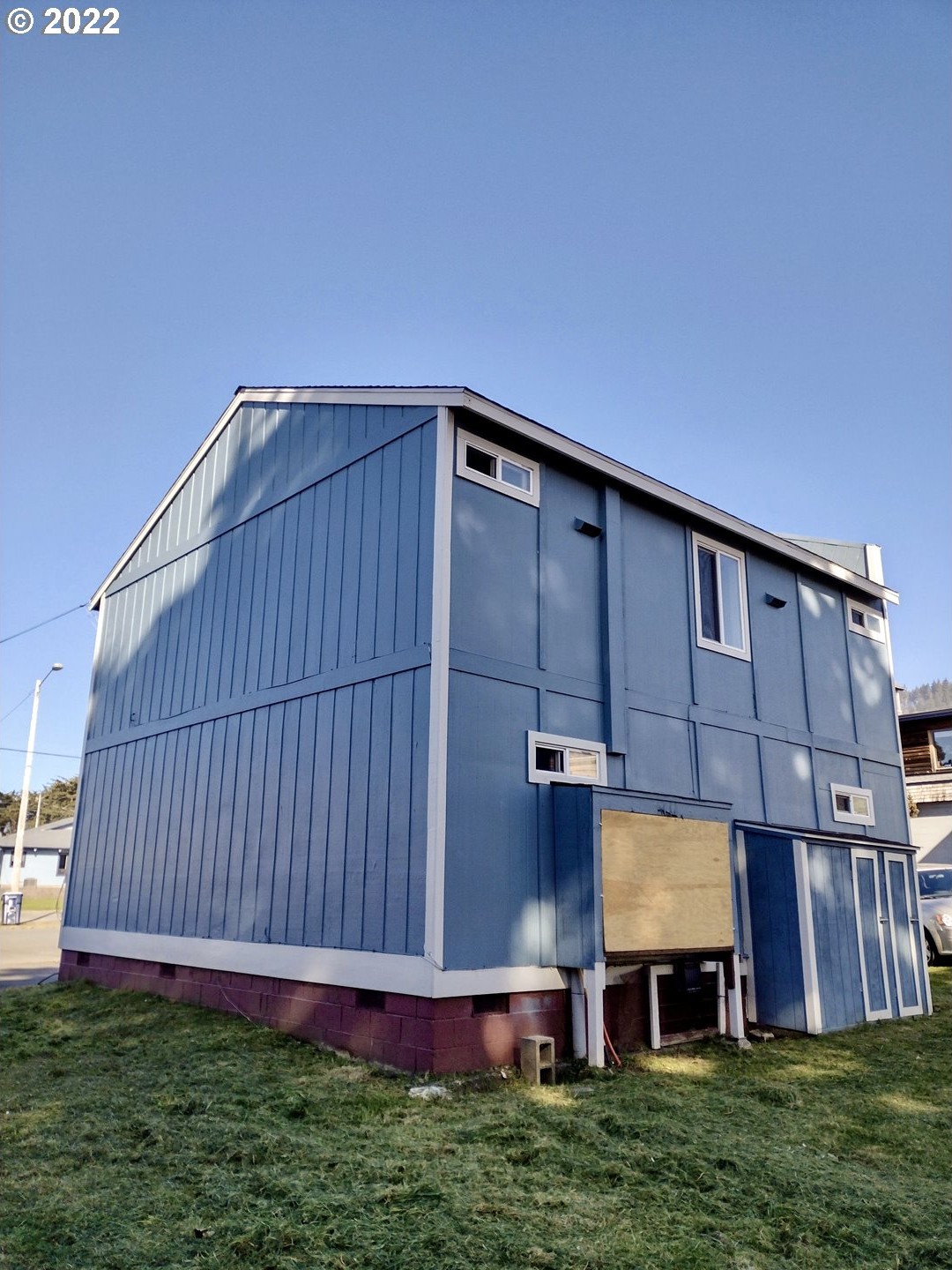 Gold Beach, Oregon, 97444, United States, ,Residential,For Sale,1976260