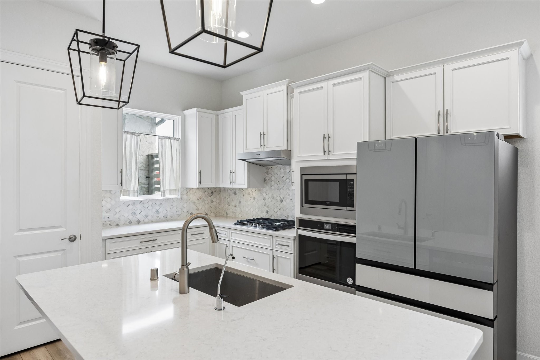  4210 Upland Bend Drive - 物件實景