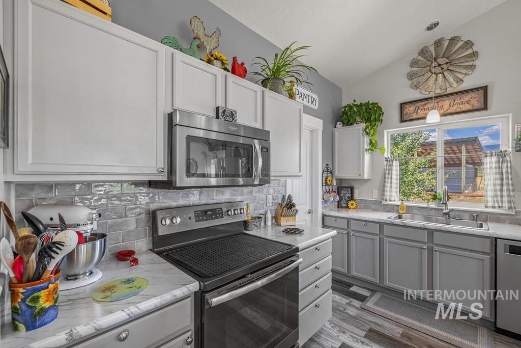Council, Idaho, 83612, United States, 3 Bedrooms Bedrooms, ,2 BathroomsBathrooms,Residential,For Sale,1928022