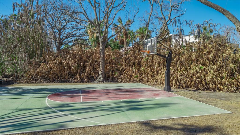 1249 S Basin Lane, Sarasota, Florida, 34242, United States, 6 Bedrooms Bedrooms, ,7 BathroomsBathrooms,Residential,For Sale,1249 S Basin Lane,1669089