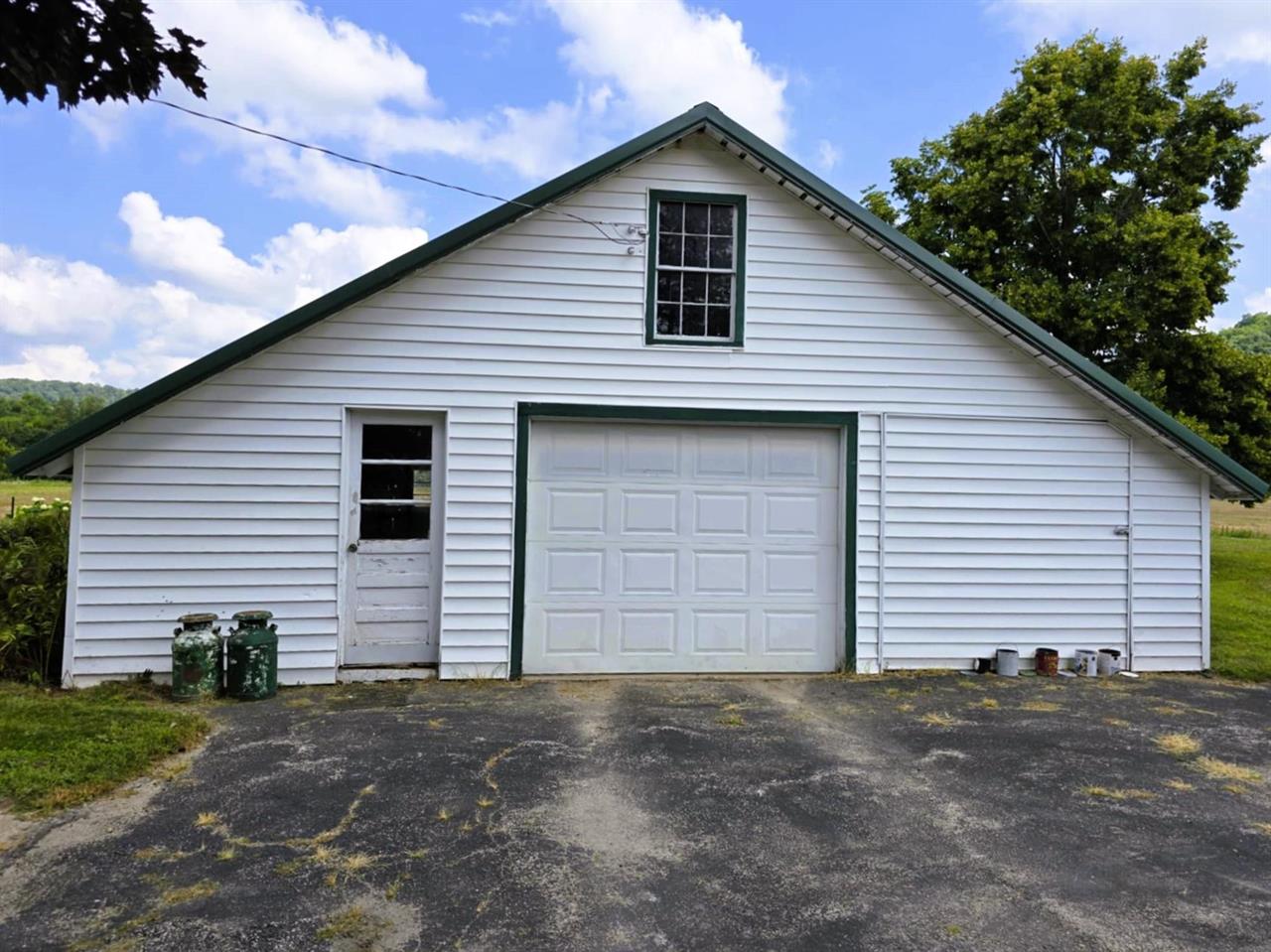 Gays Mills, Wisconsin, 54631, United States, 4 Bedrooms Bedrooms, ,3 BathroomsBathrooms,Residential,For Sale,1914318