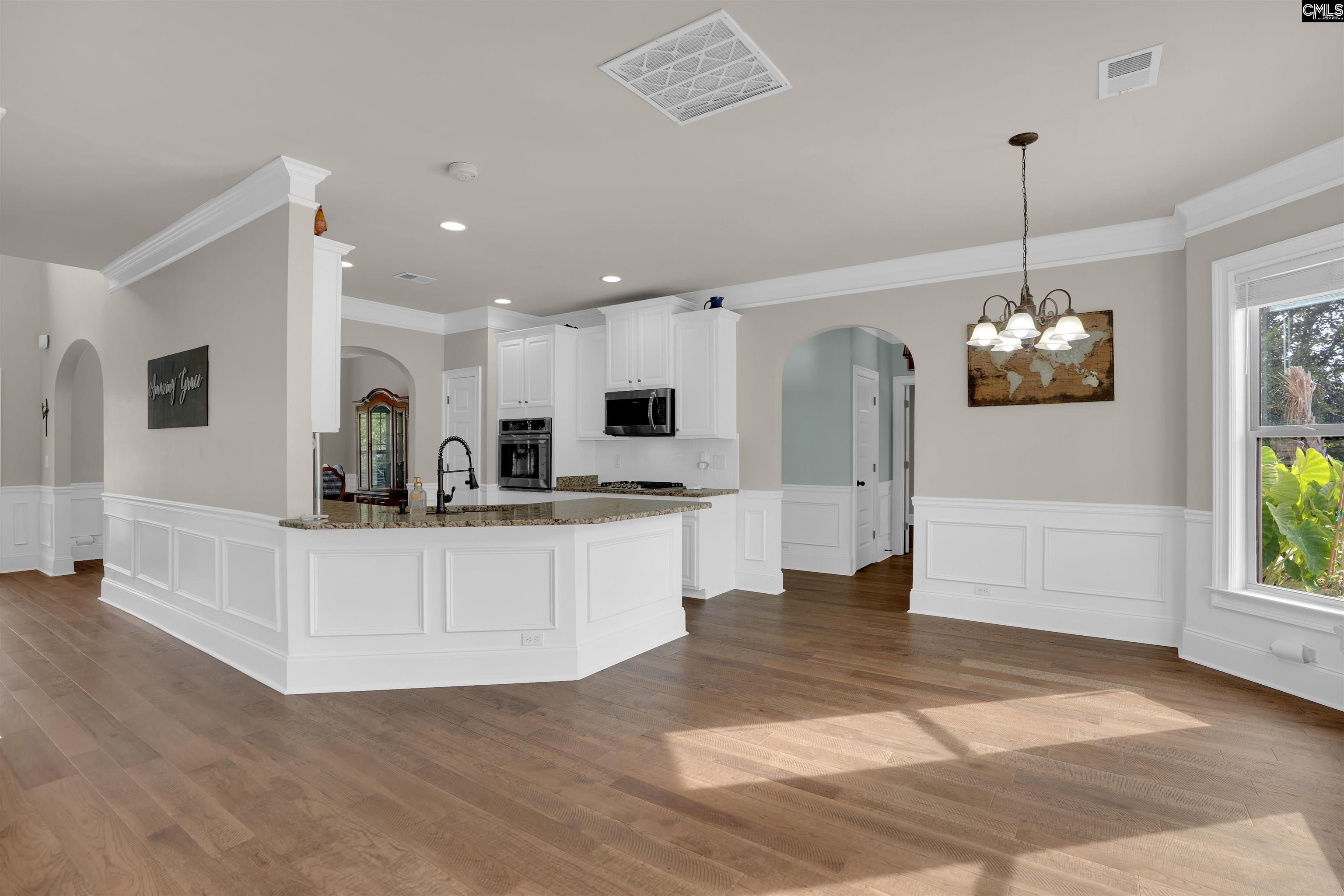 Chapin, South Carolina, 29036, United States, 5 Bedrooms Bedrooms, ,3 BathroomsBathrooms,Residential,For Sale,1934292