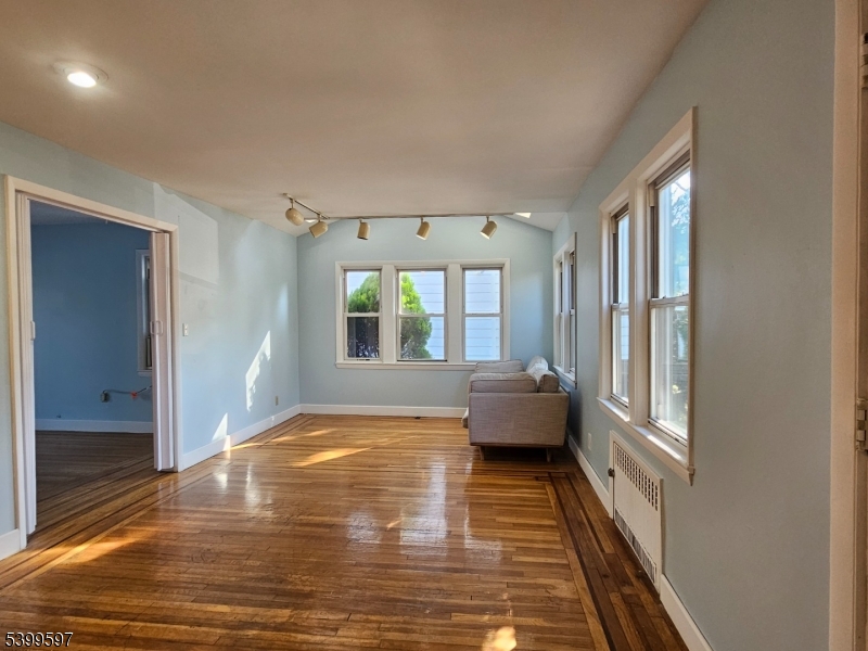 Union Twp., New Jersey, 07083, United States, 3 Bedrooms Bedrooms, ,2 BathroomsBathrooms,Residential,For Sale,2000466