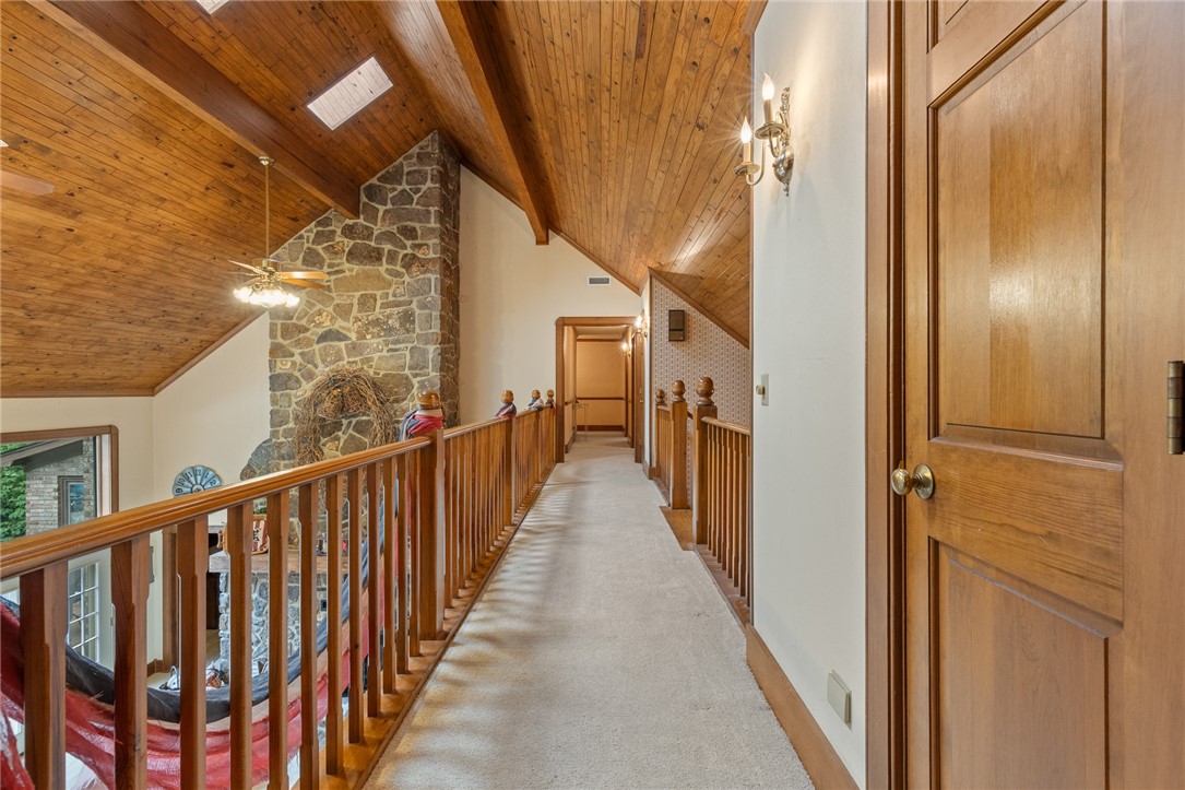 Harrison, Arkansas, 72601, United States, 7 Bedrooms Bedrooms, ,5 BathroomsBathrooms,Residential,For Sale,1850166