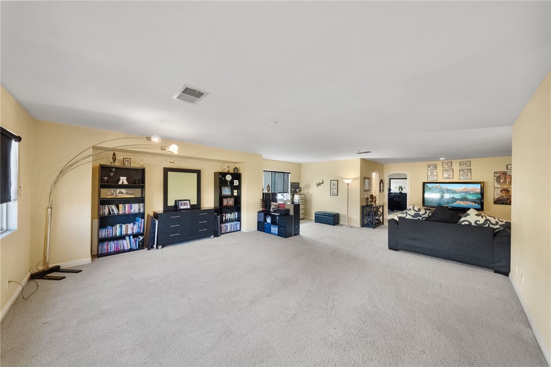 Eastvale, California, 91752, United States, 5 Bedrooms Bedrooms, ,5 BathroomsBathrooms,Residential,For Sale,1995400