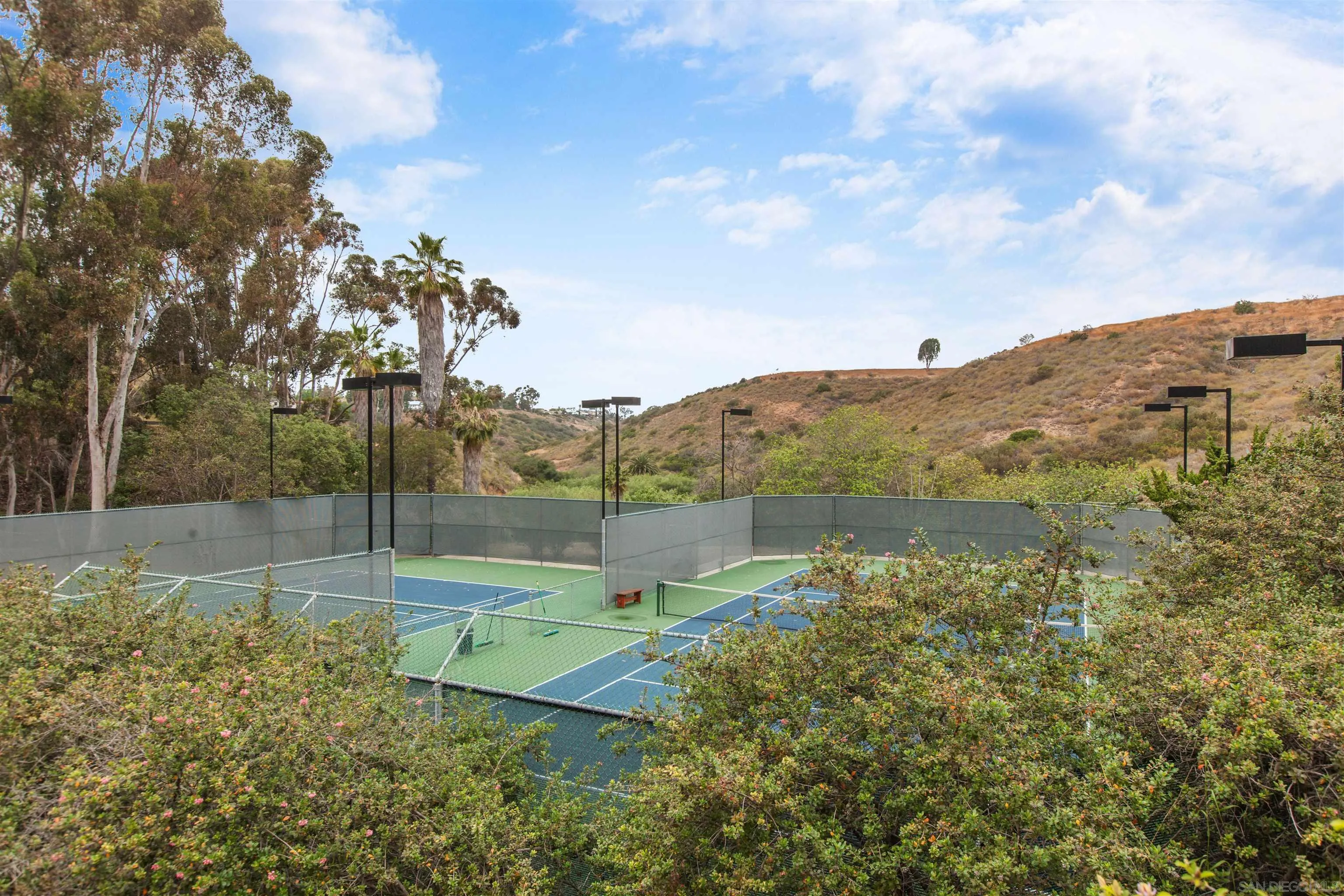 San Diego, California, 92111, United States, 2 Bedrooms Bedrooms, ,3 BathroomsBathrooms,Residential,For Sale,2003271