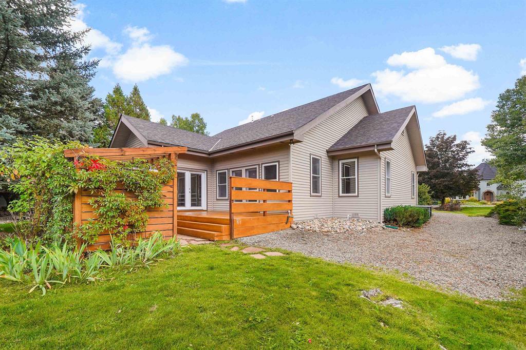 Durango, Colorado, 81301, United States, 3 Bedrooms Bedrooms, ,2 BathroomsBathrooms,Residential,For Sale,1989525