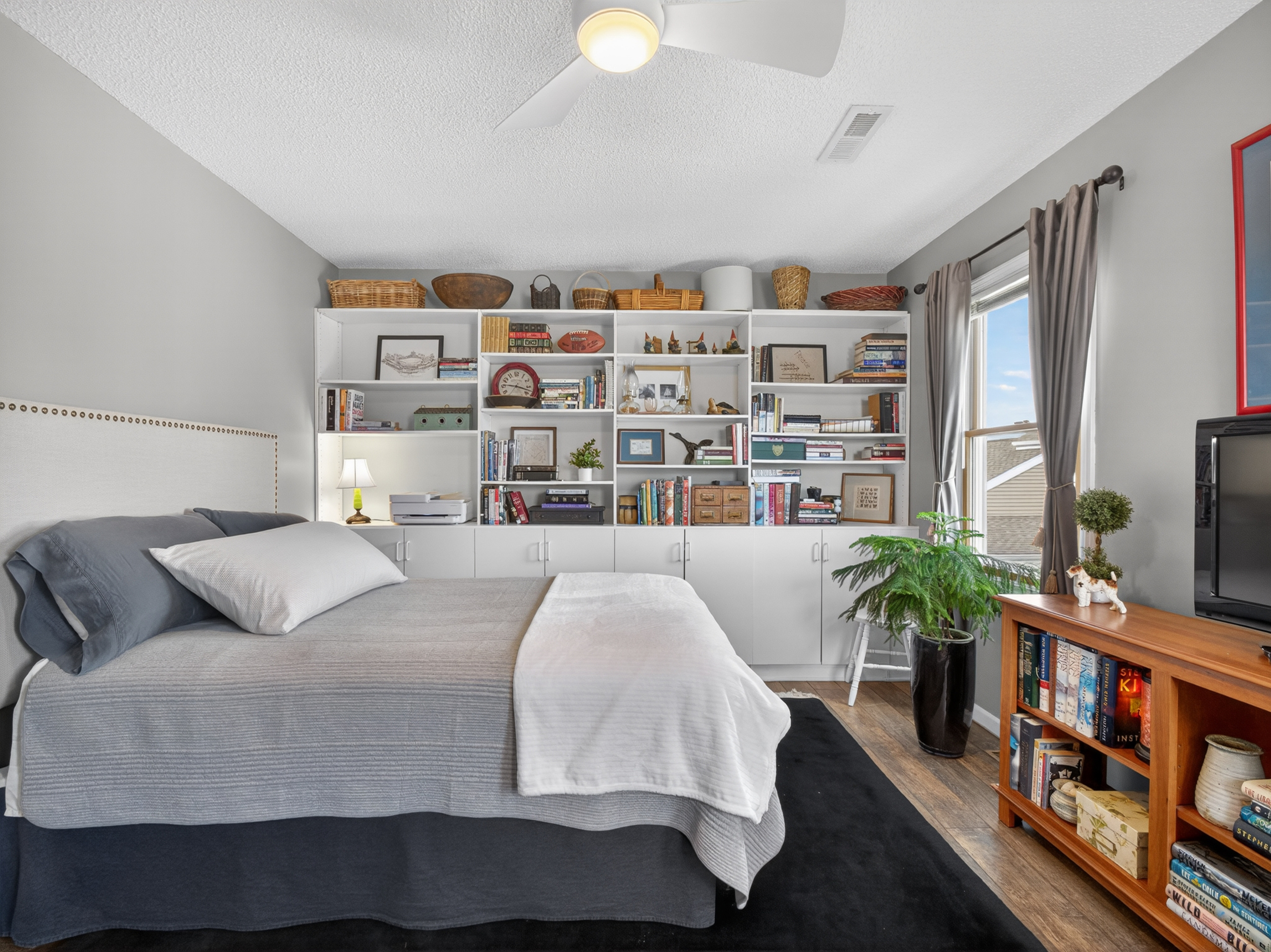  Beautifully Updated 2-Story Lakefront Condo - 物件實景