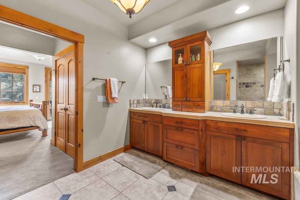 McCall, Idaho, 83638, United States, 4 Bedrooms Bedrooms, ,3 BathroomsBathrooms,Residential,For Sale,1803021