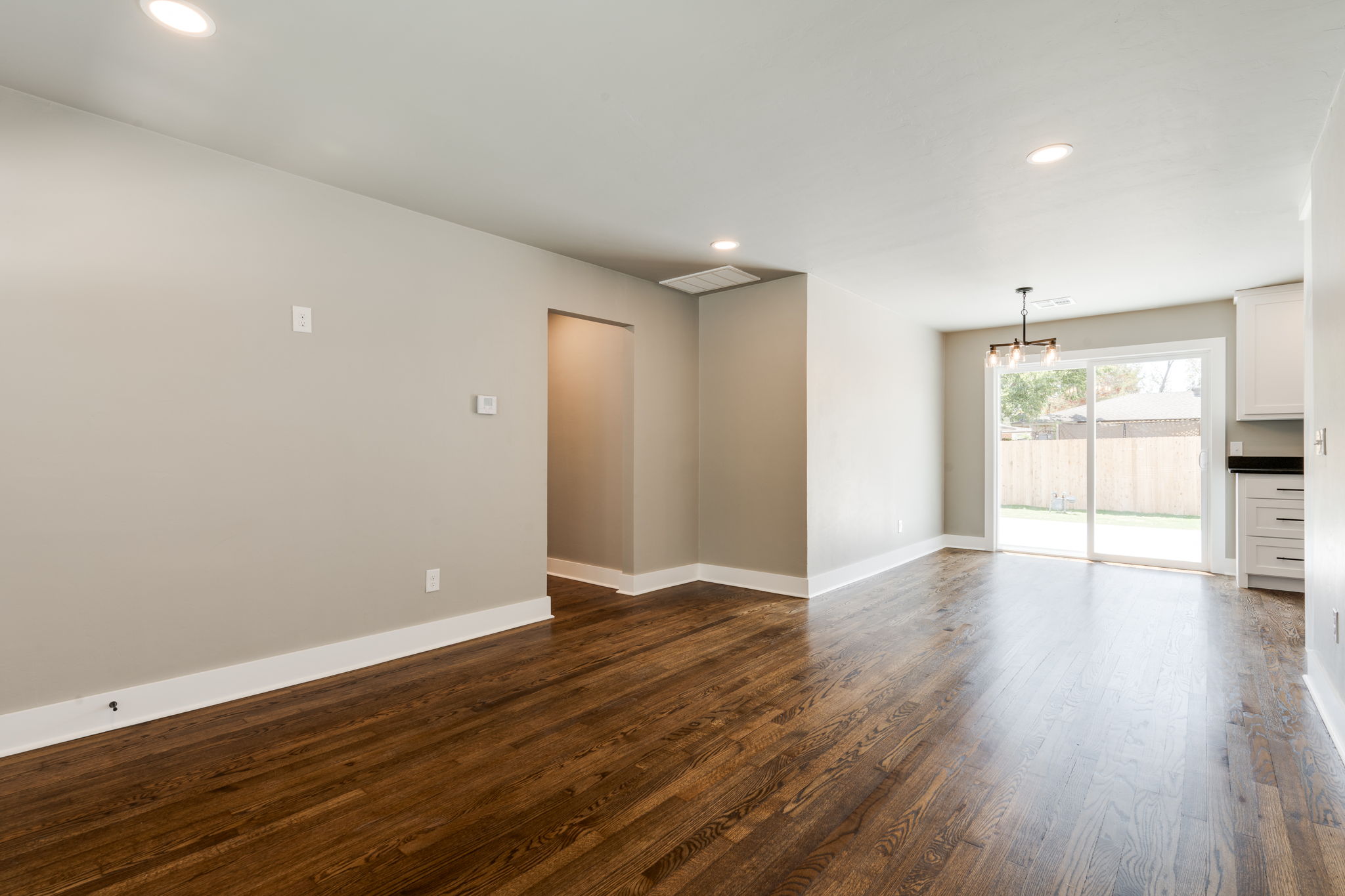  1518 Carlisle Court, The Village, OK 73120 - 物件實景