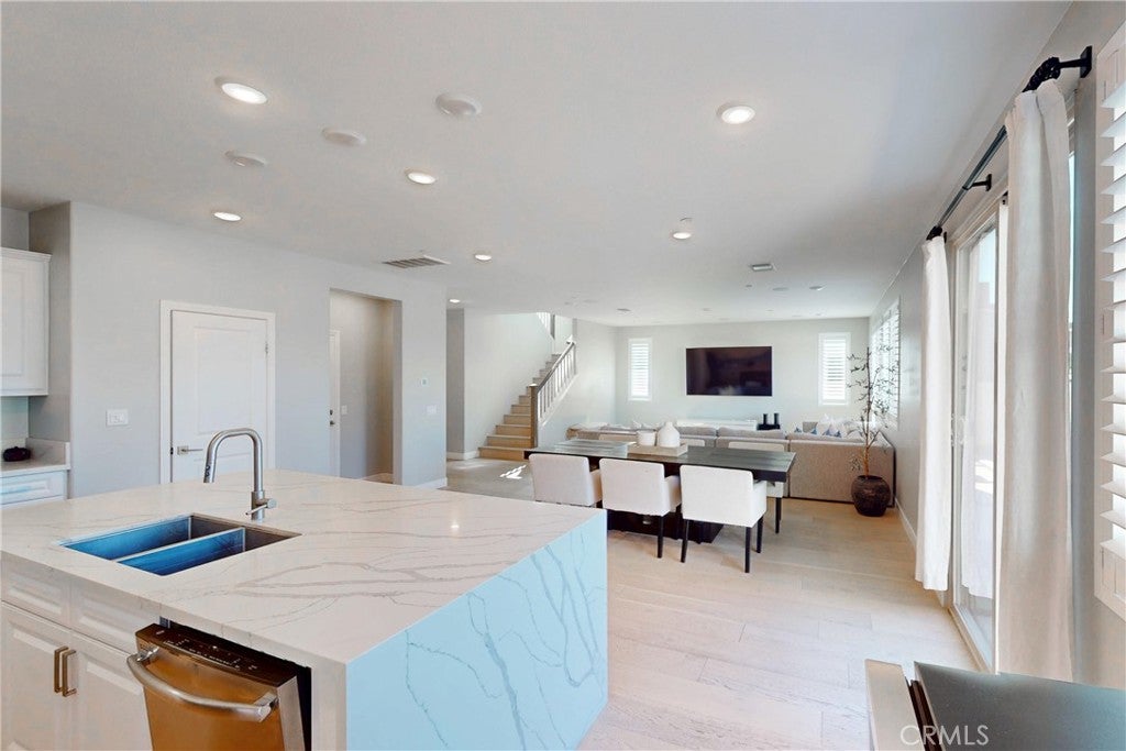 Beaumont, California, 92223, United States, 4 Bedrooms Bedrooms, ,4 BathroomsBathrooms,Residential,For Sale,1984009