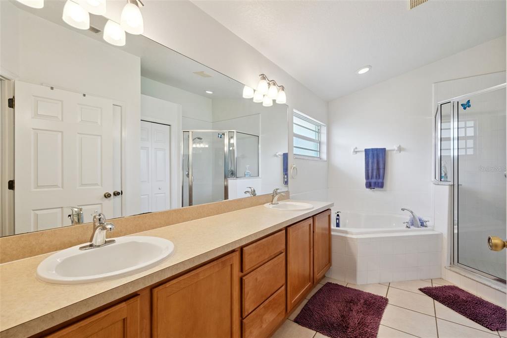 St Cloud, Florida, 34771, United States, 4 Bedrooms Bedrooms, ,3 BathroomsBathrooms,Residential,For Sale,1961113