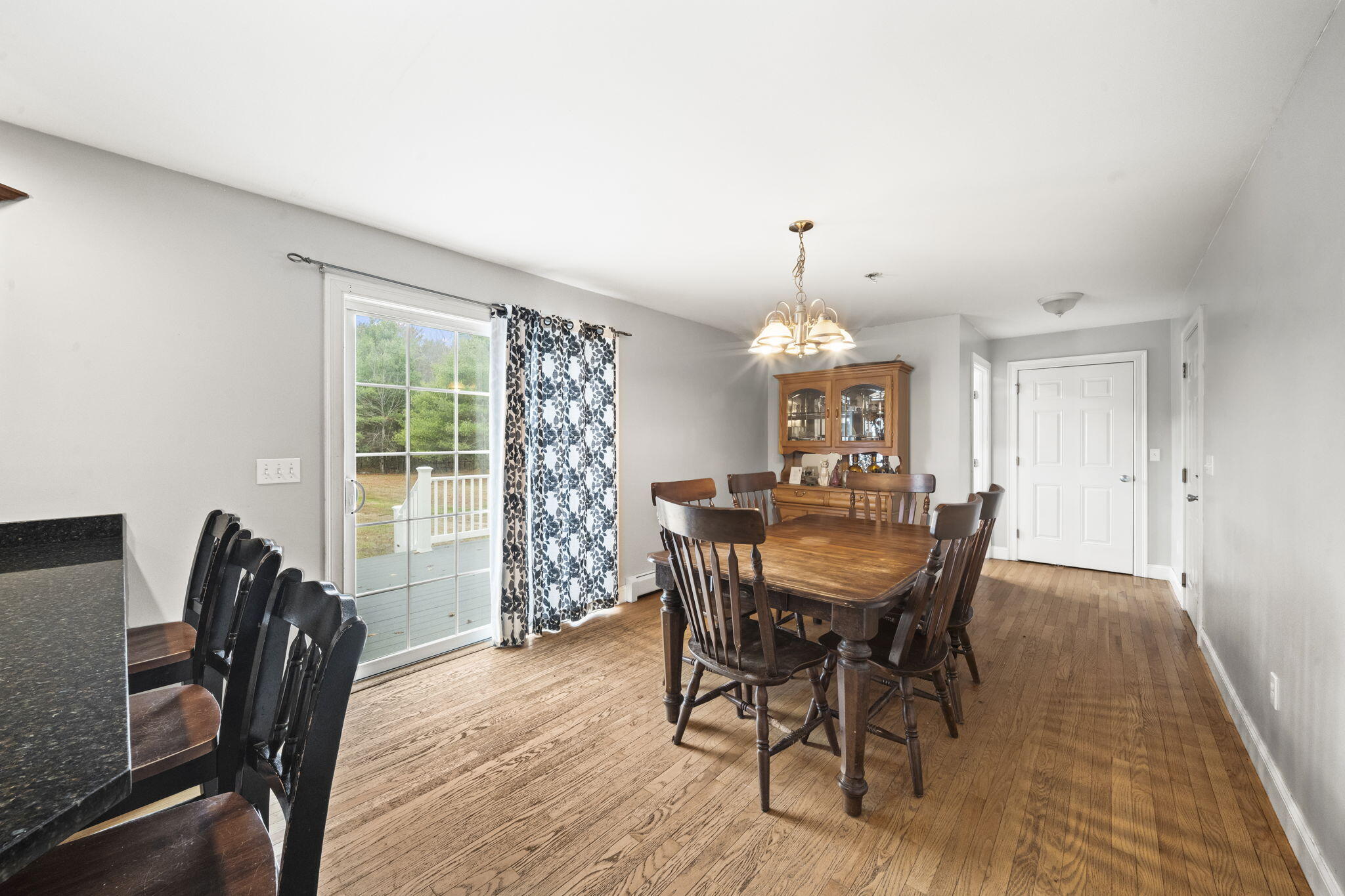 Scarborough, Maine, 04074, United States, 3 Bedrooms Bedrooms, ,3 BathroomsBathrooms,Residential,For Sale,1989589