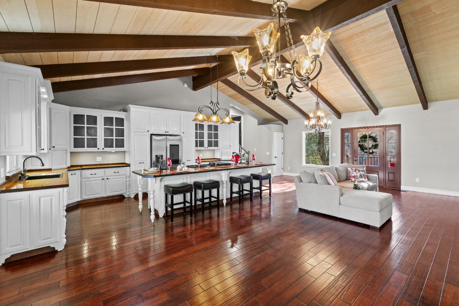 Auburn, California, 95602, United States, 3 Bedrooms Bedrooms, ,2 BathroomsBathrooms,Residential,For Sale,2005903