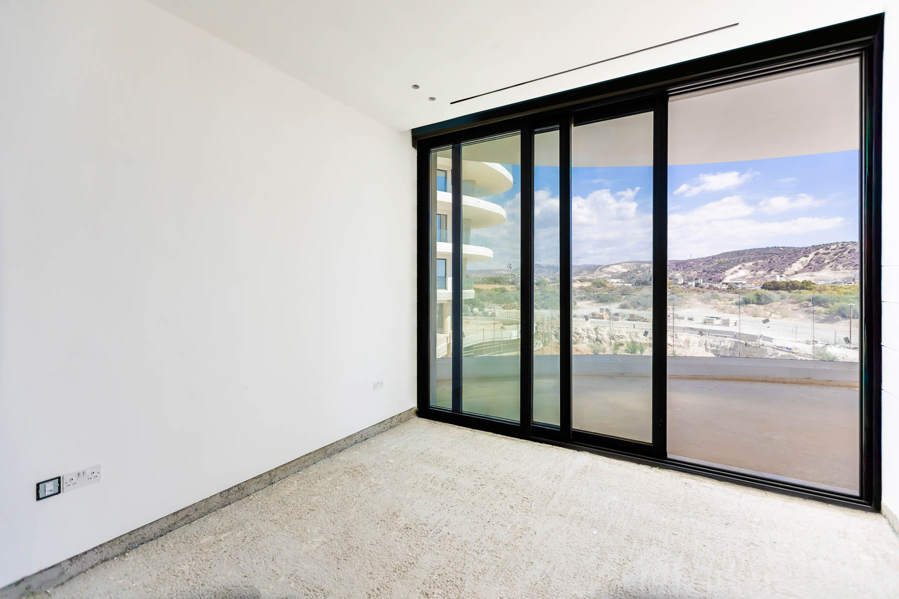  Philippe Starck Designed Two-Bedroom Apartment in Pyrgos, Limassol - 物件實景