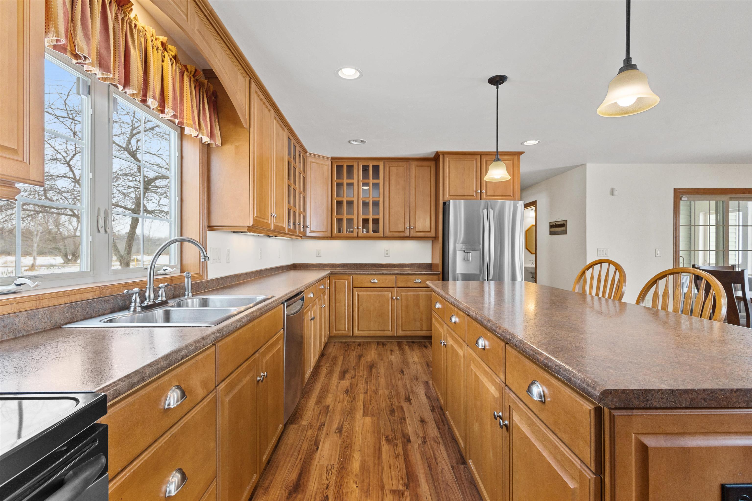 Oconto, Wisconsin, 54153, United States, 3 Bedrooms Bedrooms, ,3 BathroomsBathrooms,Residential,For Sale,2017329