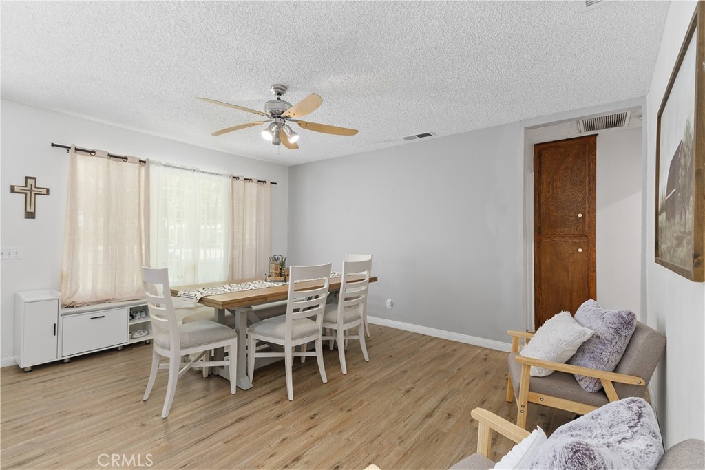 Beaumont, California, 92223, United States, 3 Bedrooms Bedrooms, ,2 BathroomsBathrooms,Residential,For Sale,1951379