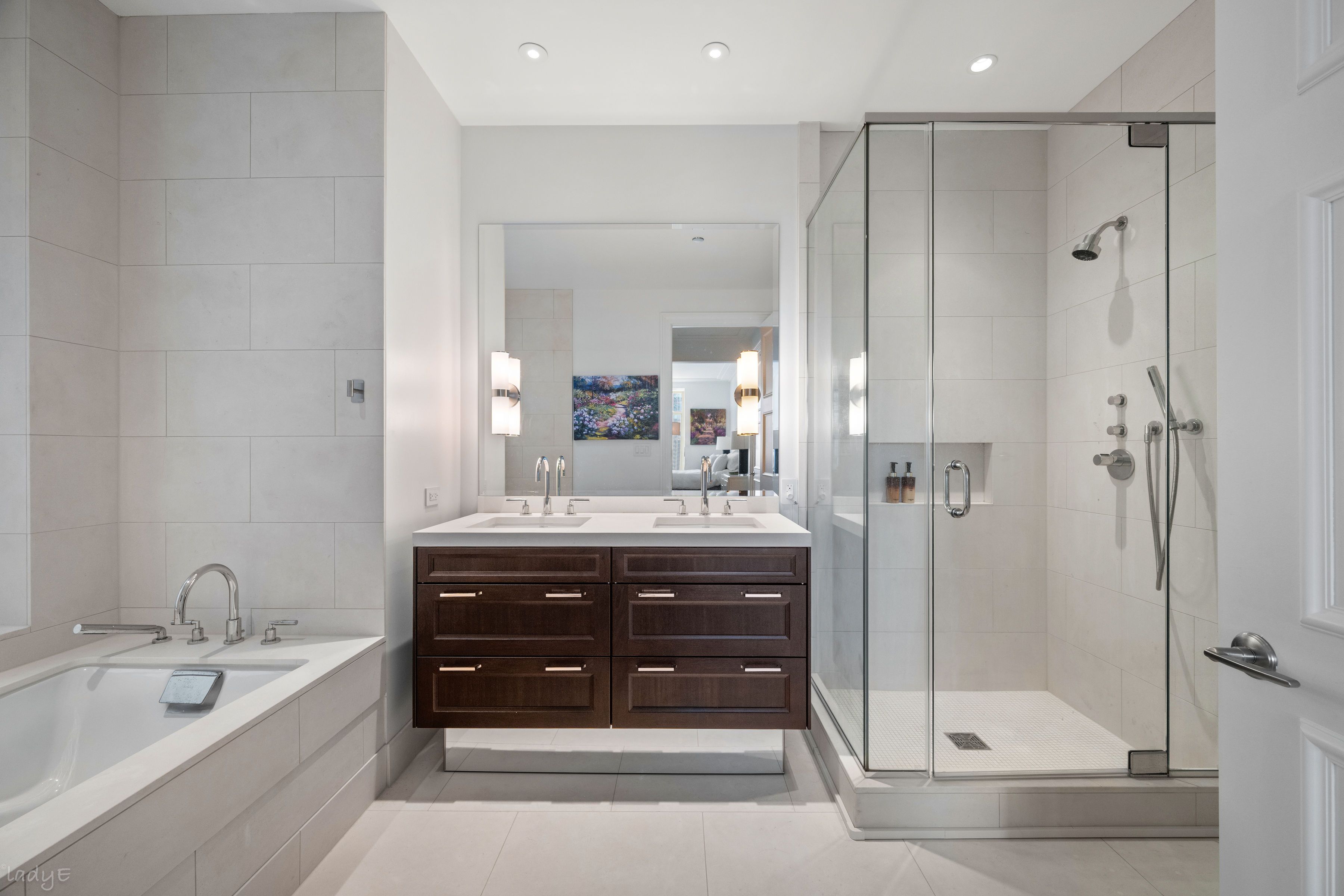  Experience Refined City Living at the Ritz-Carlton Residences - 物件實景