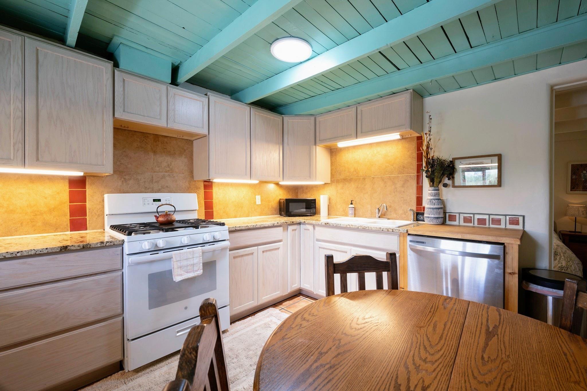 Ranchos De Taos, New Mexico, 87557, United States, 3 Bedrooms Bedrooms, ,3 BathroomsBathrooms,Residential,For Sale,1688394