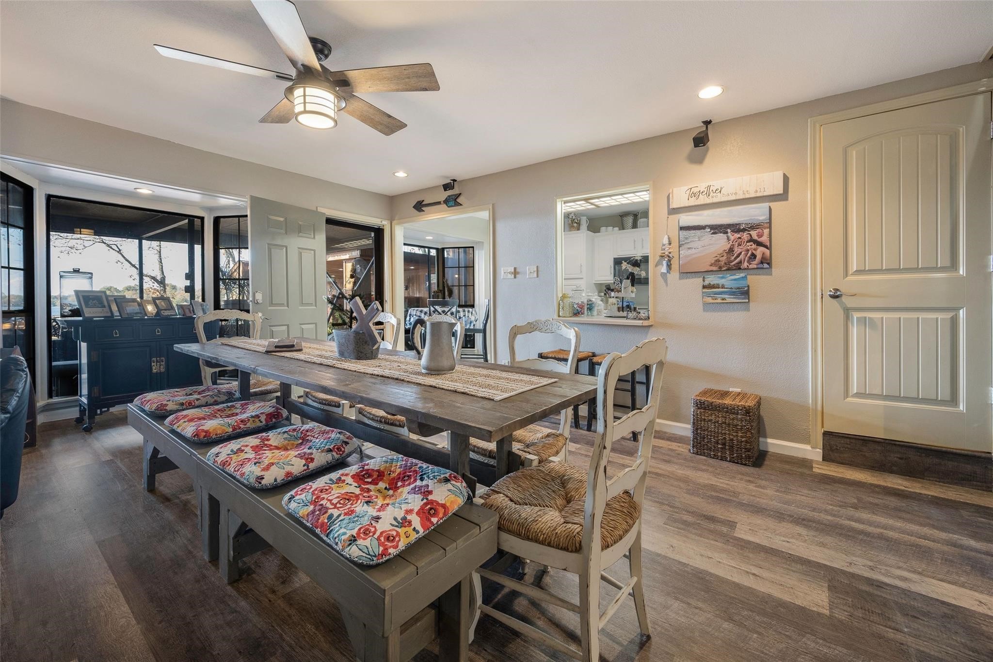 Quitman, Texas, 75783, United States, 5 Bedrooms Bedrooms, ,2 BathroomsBathrooms,Residential,For Sale,1723436