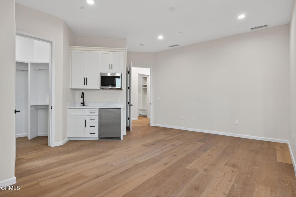 Ventura, California, 93003, United States, 4 Bedrooms Bedrooms, ,4 BathroomsBathrooms,Residential,For Sale,1912108