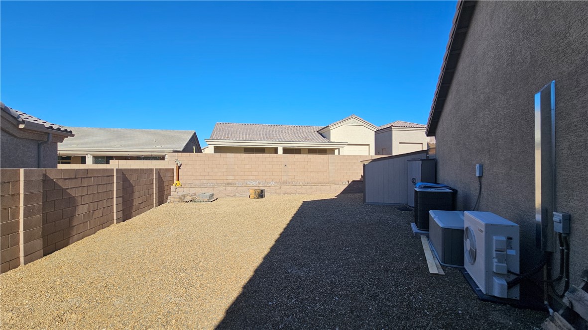 Lake Havasu, Arizona, 86404, United States, 3 Bedrooms Bedrooms, ,2 BathroomsBathrooms,Residential,For Sale,1956180
