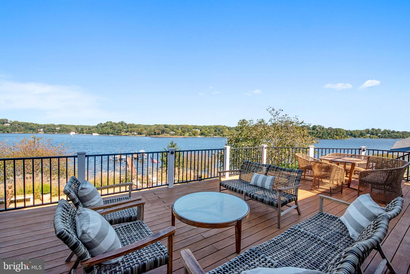 Annapolis, Maryland, 21401, United States, 6 Bedrooms Bedrooms, ,9 BathroomsBathrooms,Residential,For Sale,1744744