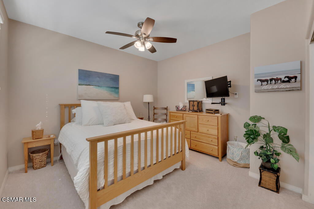 Valencia, California, 91354, United States, 4 Bedrooms Bedrooms, ,3 BathroomsBathrooms,Residential,For Sale,1914107
