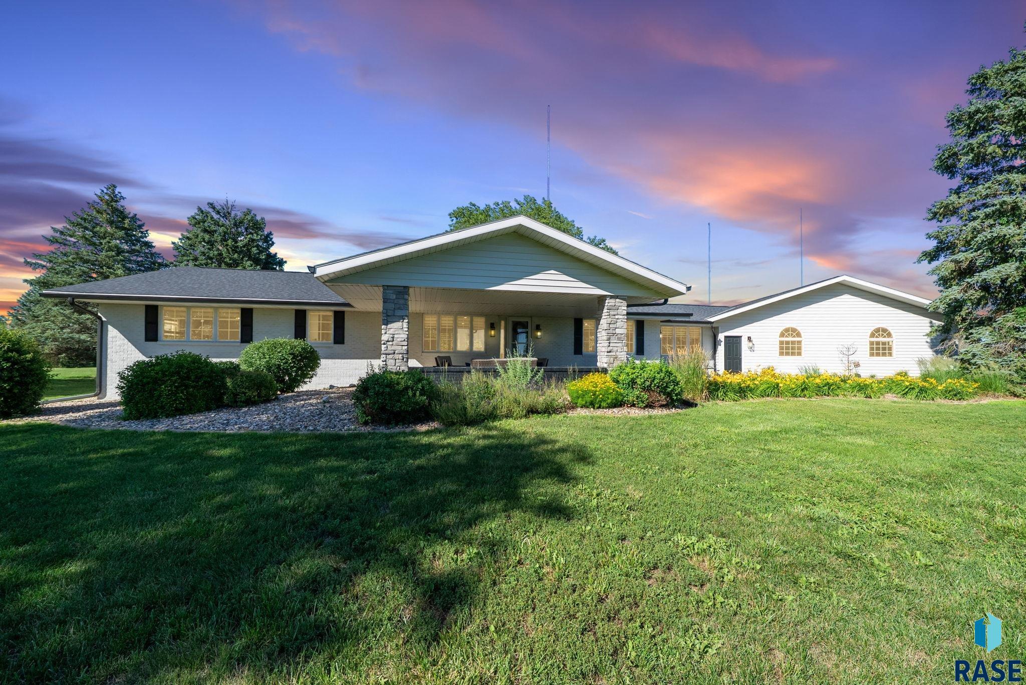 Brandon, South Dakota, 57005, United States, 5 Bedrooms Bedrooms, ,1 BathroomBathrooms,Residential,For Sale,1940595