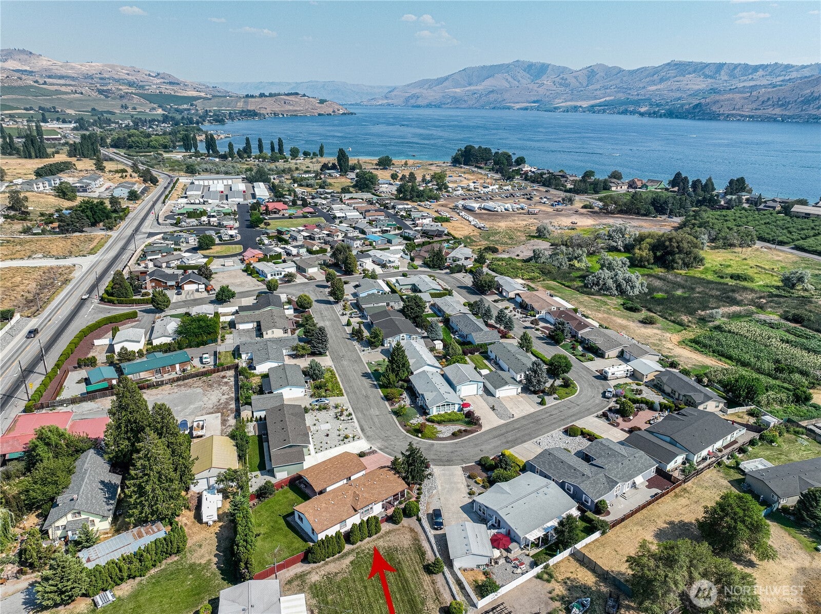 Manson, Washington, 98831, United States, 3 Bedrooms Bedrooms, ,2 BathroomsBathrooms,Residential,For Sale,1901379