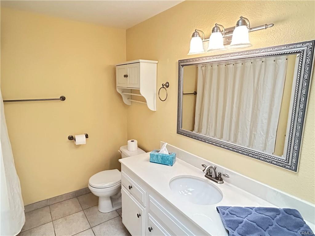 Laguna Woods, California, 92637, United States, 2 Bedrooms Bedrooms, ,1 BathroomBathrooms,Residential,For Sale,2010808