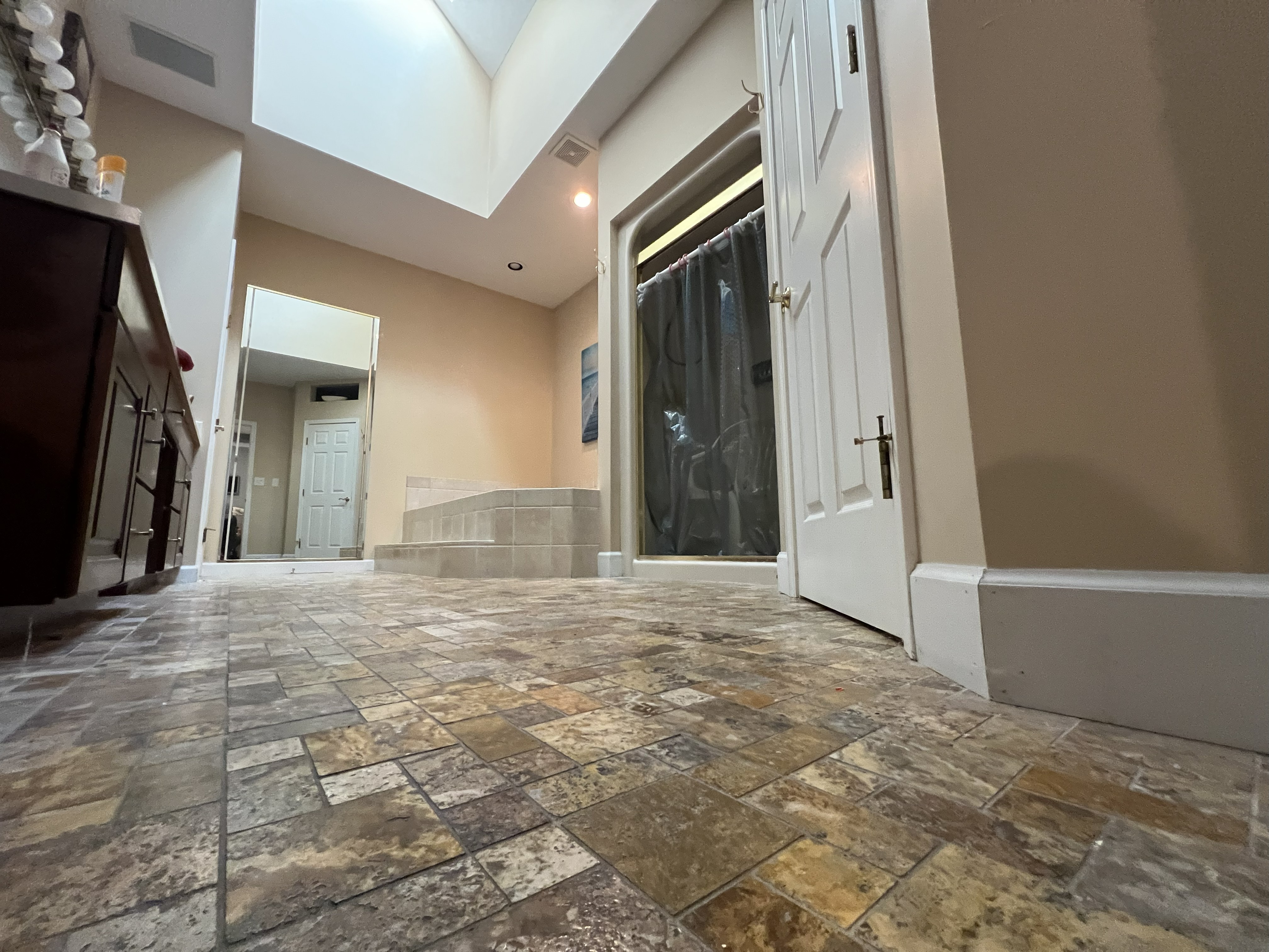 Terre Haute, Indiana, 47802, United States, 3 Bedrooms Bedrooms, ,4 BathroomsBathrooms,Residential,For Sale,1976424