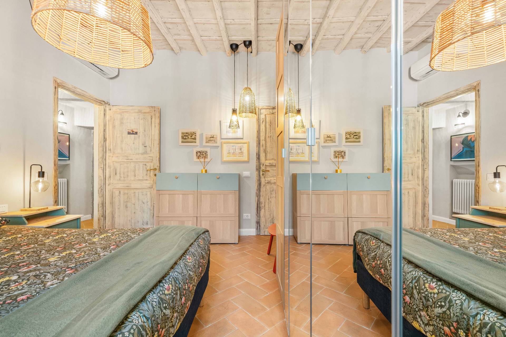 Firenze, Firenze, 50100, IT, 3 Bedrooms Bedrooms, ,3 BathroomsBathrooms,Residential,For Sale,1882451