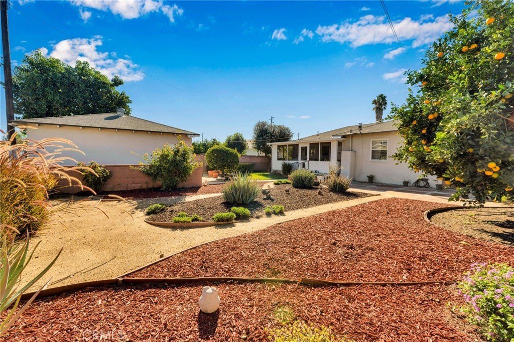 Pomona, California, 91767, United States, 3 Bedrooms Bedrooms, ,1 BathroomBathrooms,Residential,For Sale,2009093